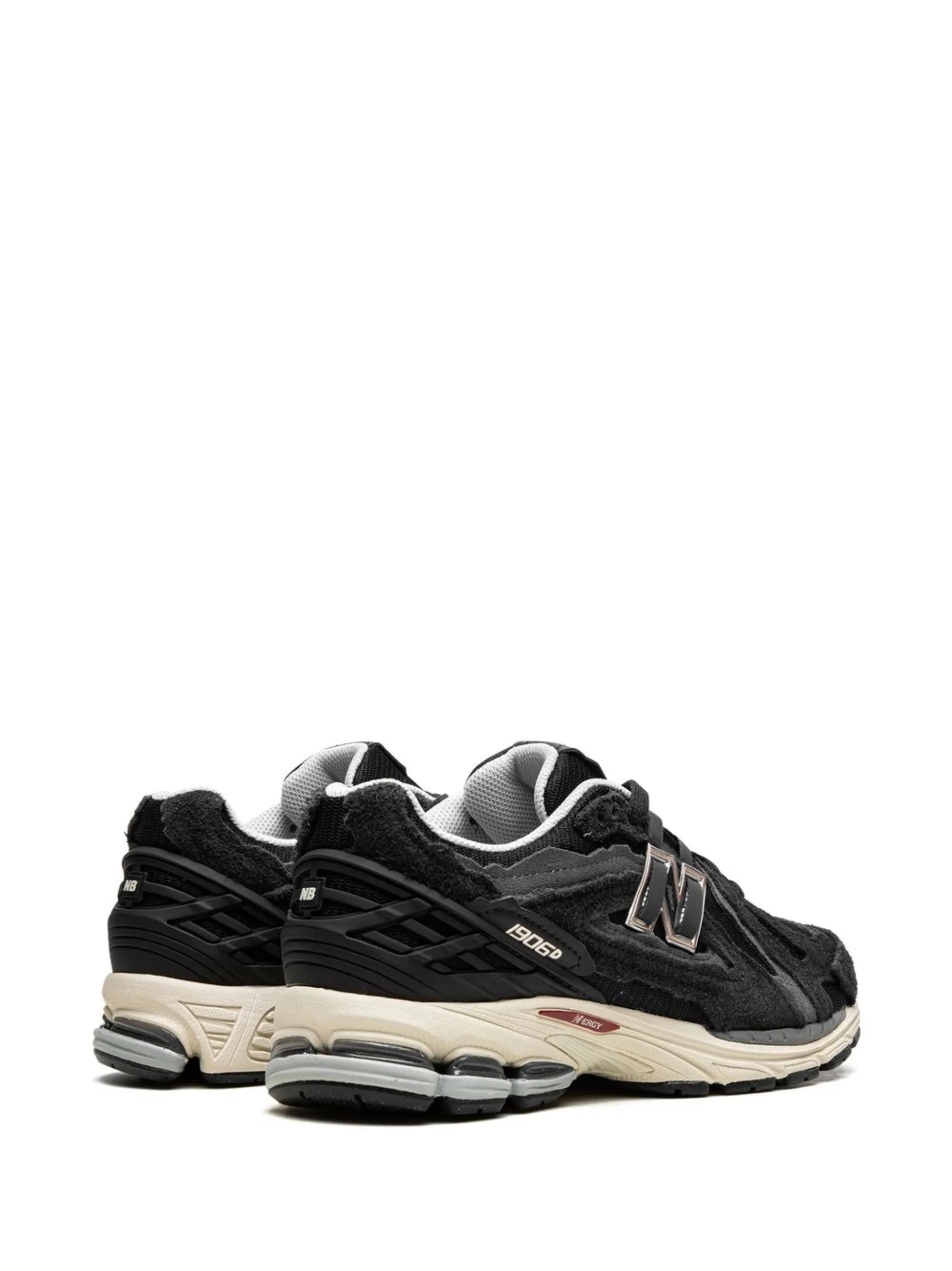 New Balance 1906R Protection Pack - Black Sneakers
