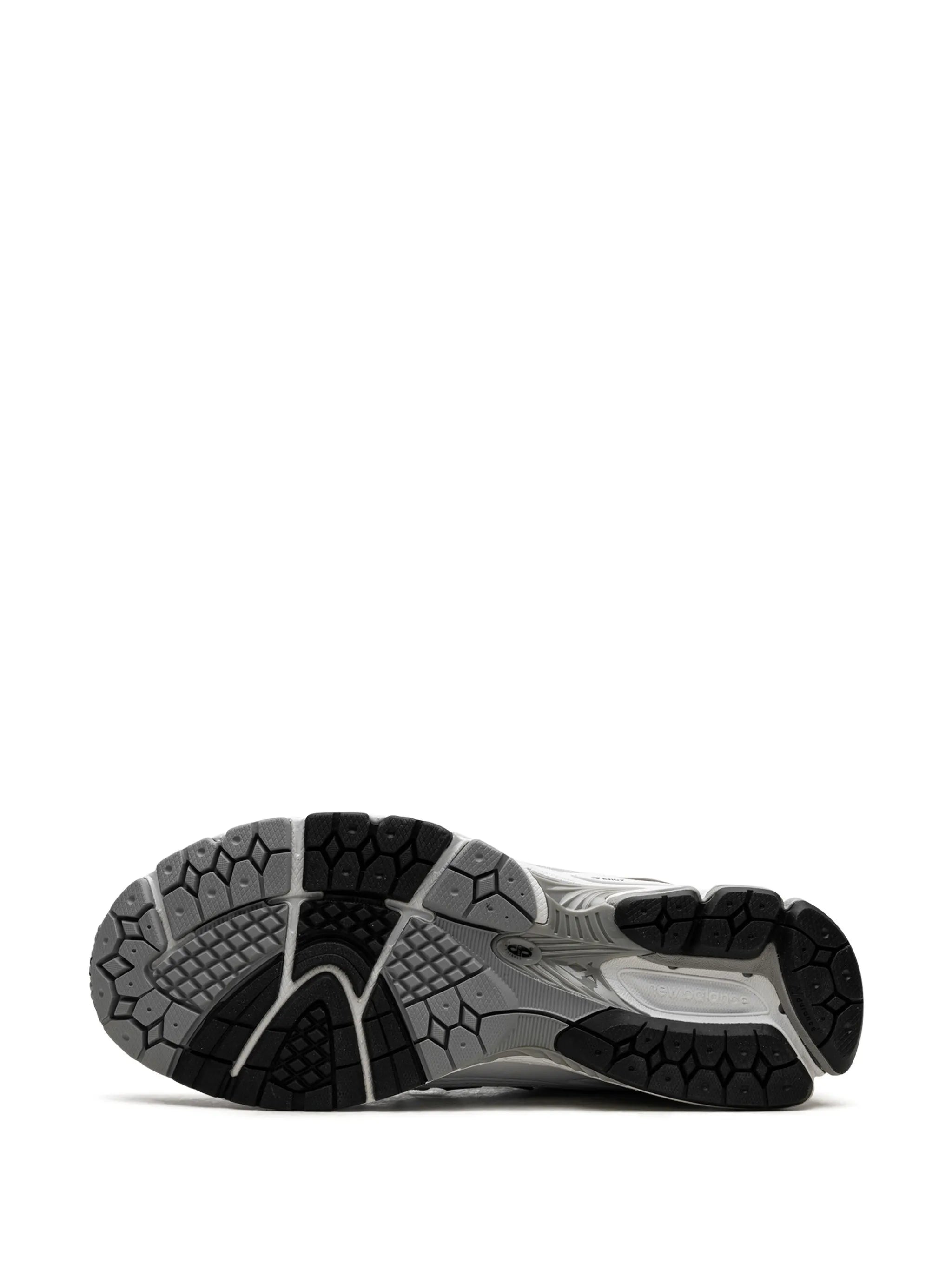 Baskets New Balance 1906 blanches/argentées 