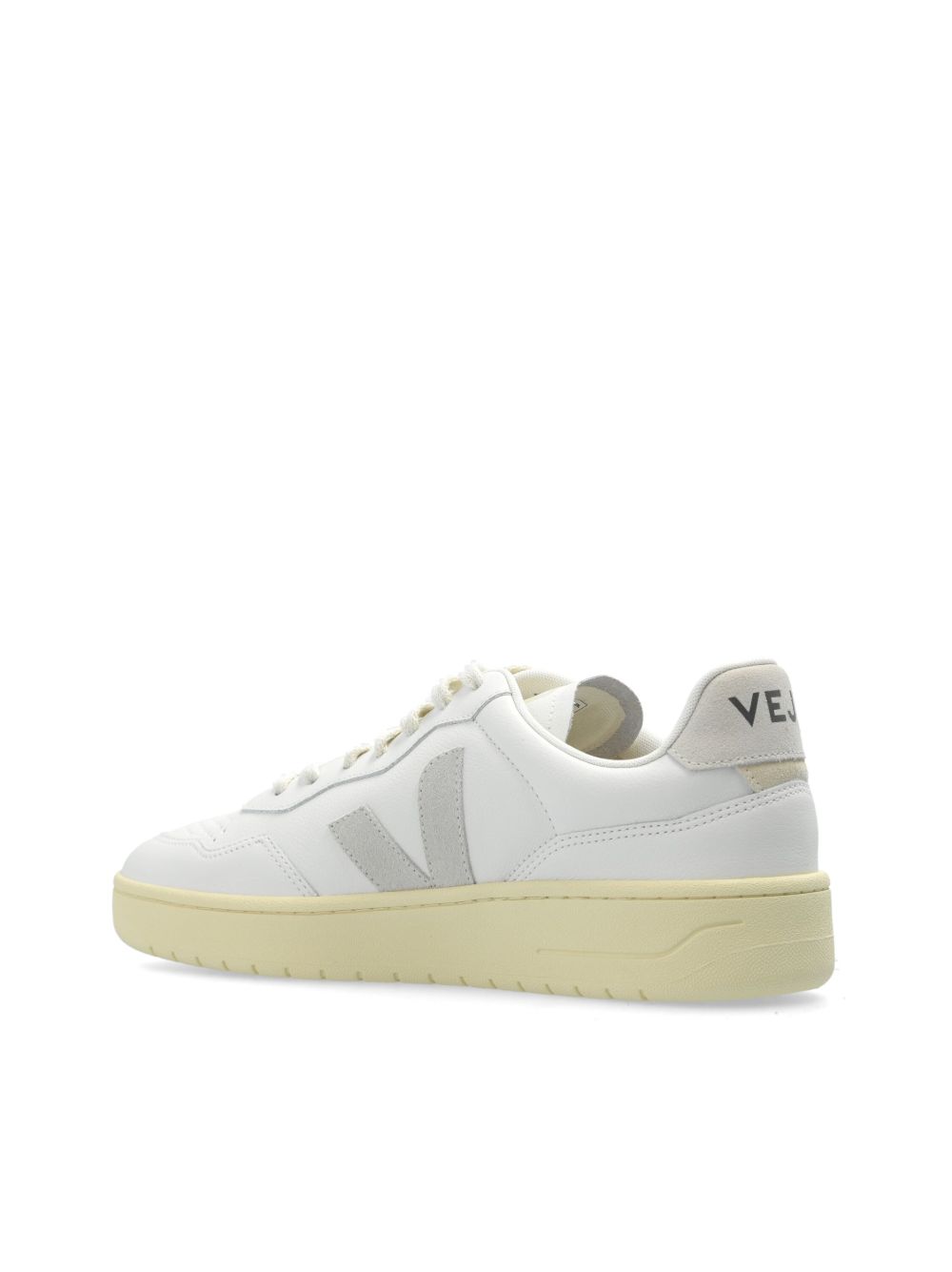 VEJA V90 sneakers