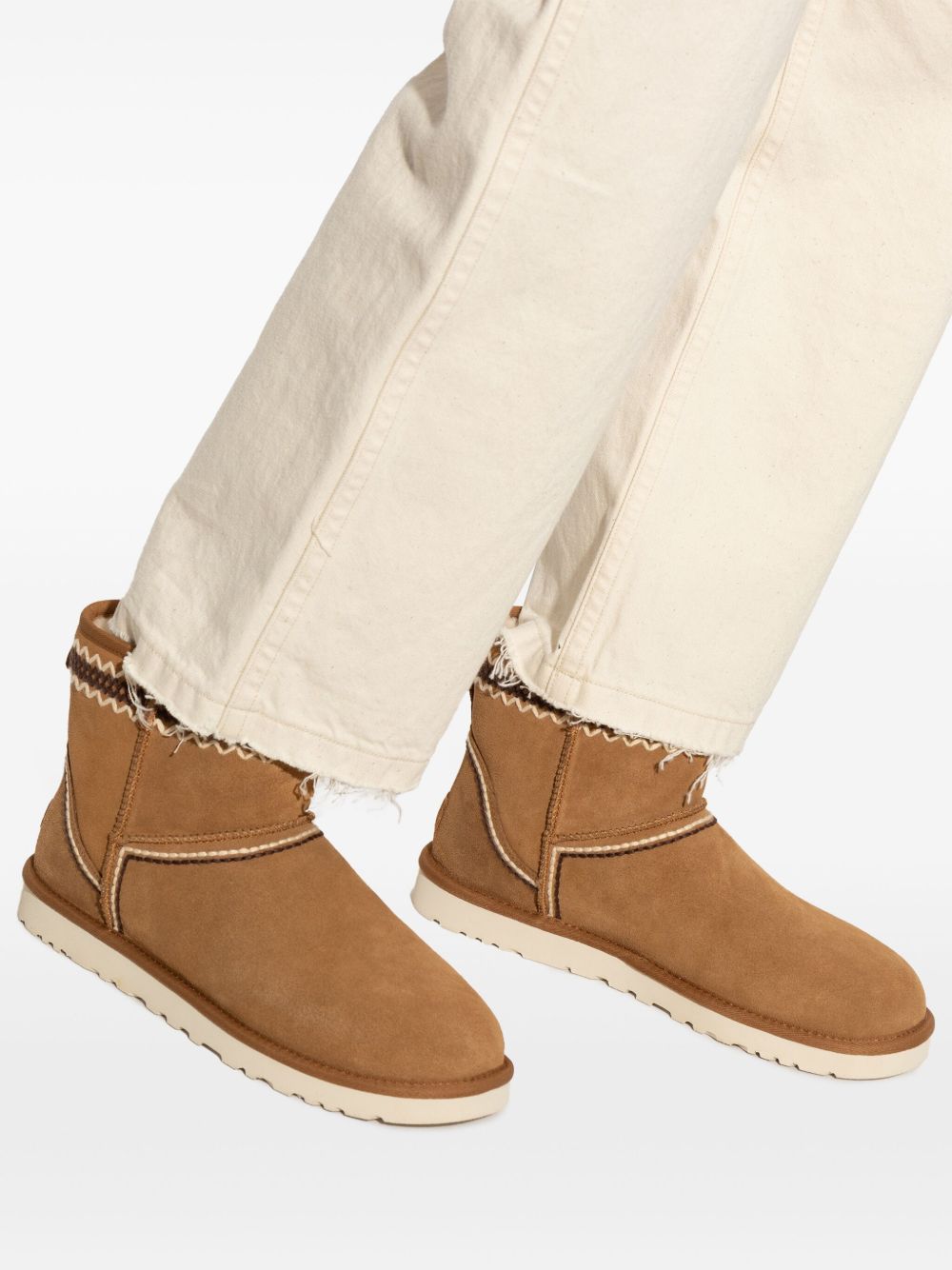 UGG Classic Mini Atherson boots