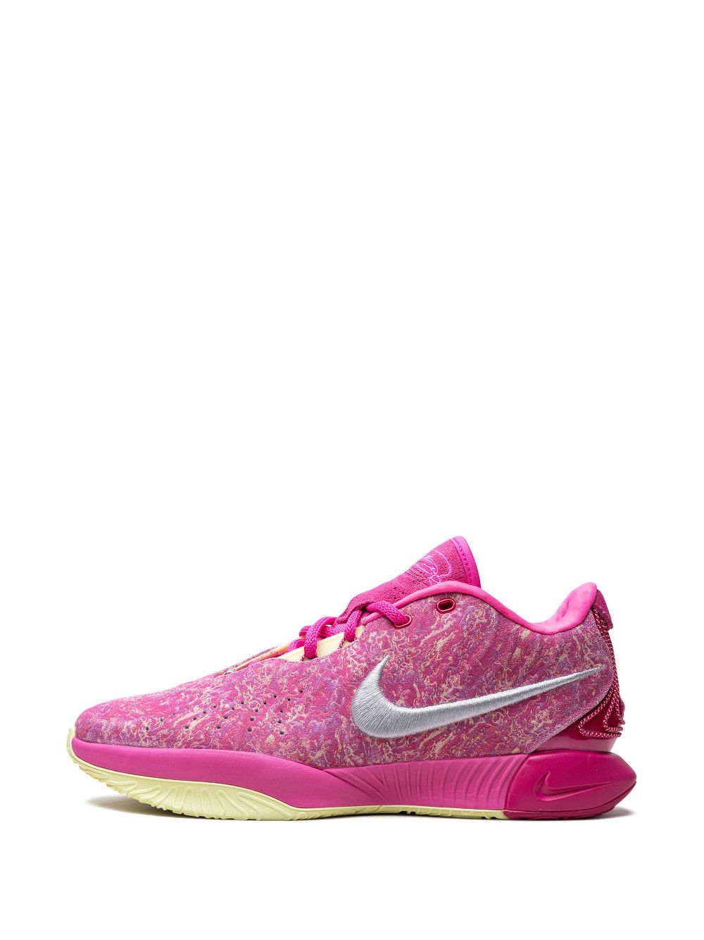Nike LeBron 21 The World Is Your Oyster sneakers