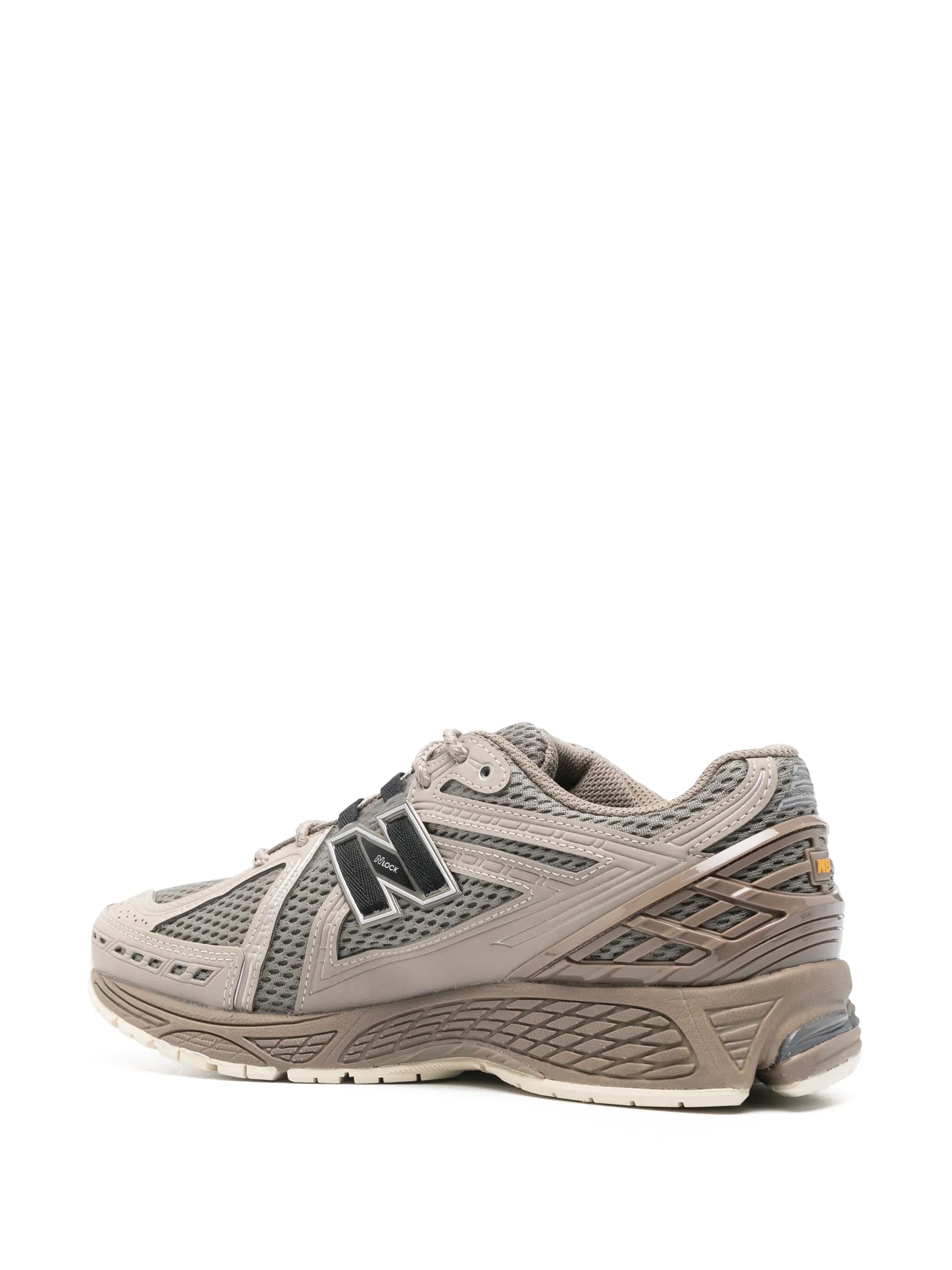 Baskets New Balance 1906 gris taupe 